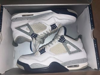 Retro Jordan Navy 4s