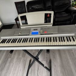 Yamaha Esta Semi Nuebo Con Rridmos De Fabrica $180