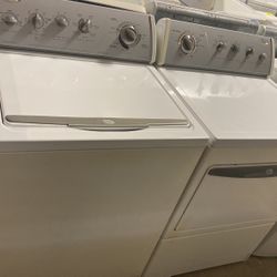 Whirlpool Washer And Gas Dryer Set Top Load 