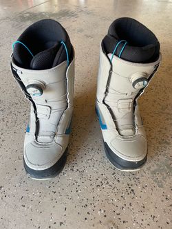 Vans Snowboard Boots