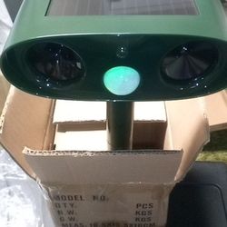 2pc Solor Animal Repellent 
