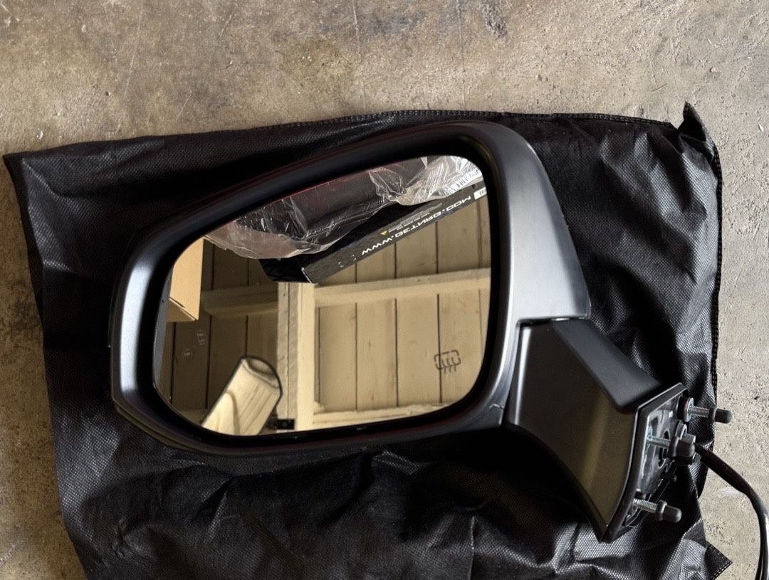 LA Zona Auto Parts 2020 to 2024 Toyota Highlander Left Driver Side Mirror Retrovisor Izquierdo Chofer Conductor Electric