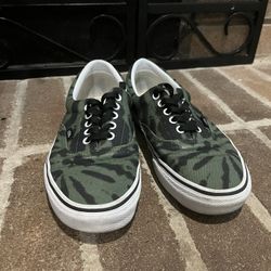 Men Vans Era 9.5 