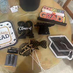 Graduation Party Supplies 