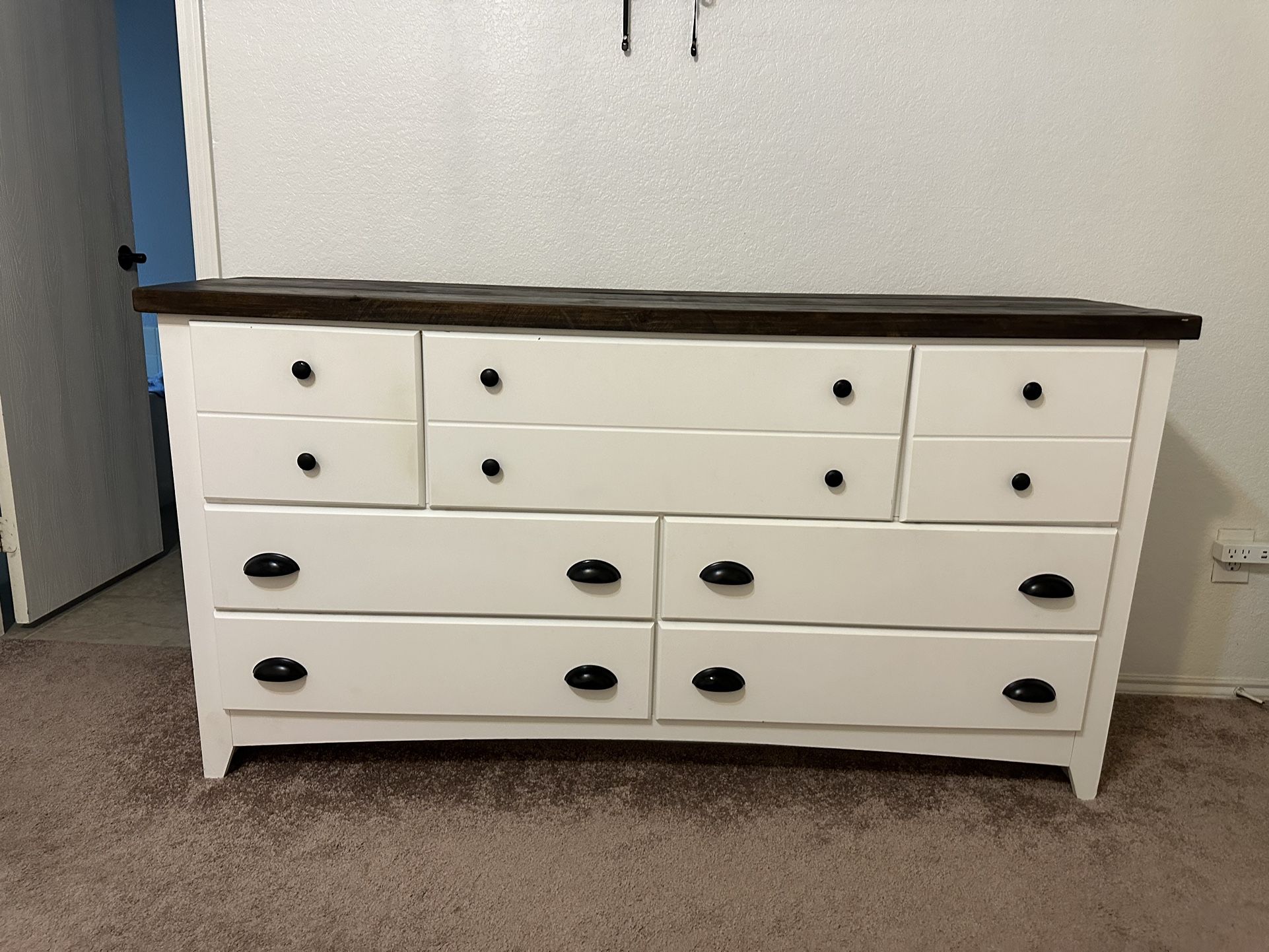 Dresser and nightstands 