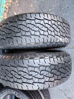 Selling (2) tires Used 265/70r17 bfgoodrich trail-terrain T/A dot 2025