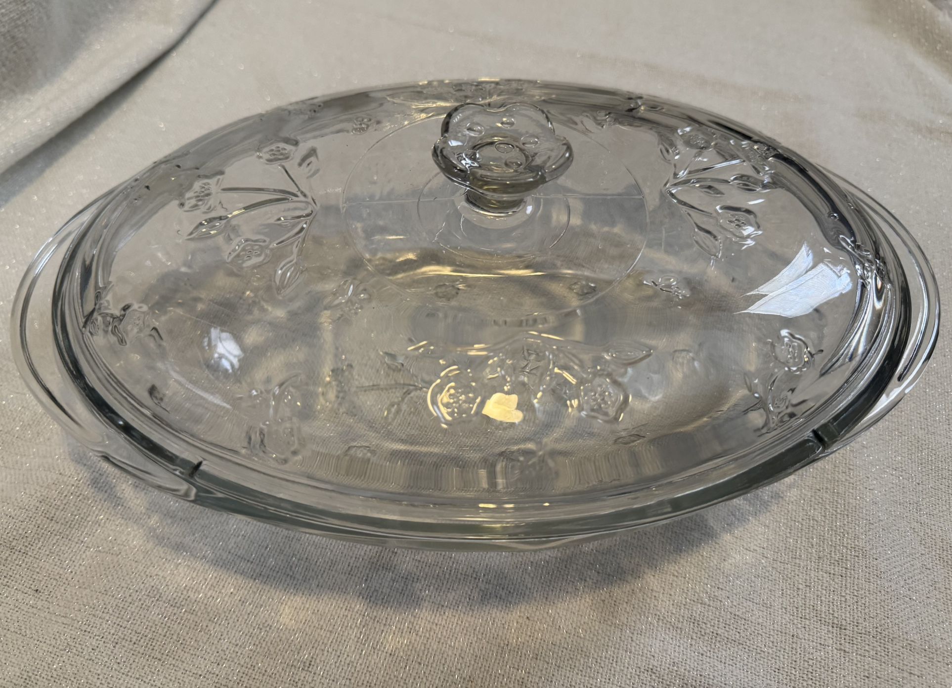 Anchor Hocking Savannah Clear Floral Glass 2 Qt Oval Covered Casserole Dish