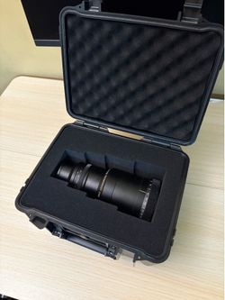 SLR Magic 35mm T2.4 2x Anamorphot-CINE Lens (MFT Mount)