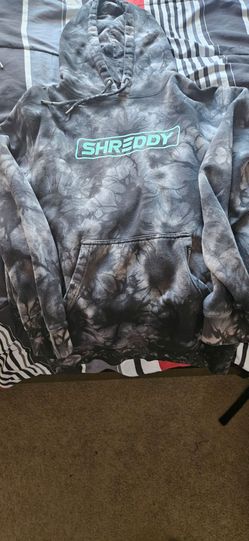 Shreddy pullover sweatshirt