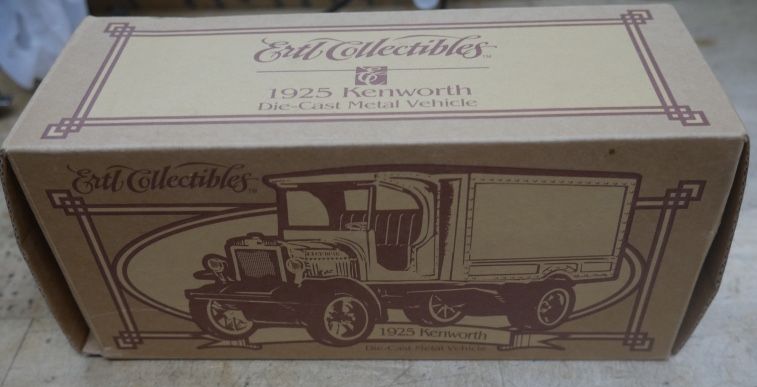 ERTL Collectibles Diecast Gulf Oil Sampler 1925 Kenworth NIB