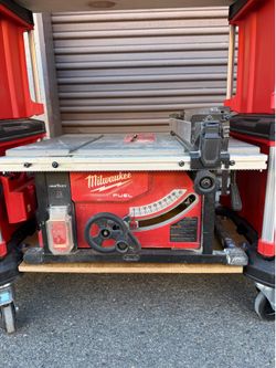 M18 FUEL 8-1/4" Table Saw w/ 12.0 HD battery