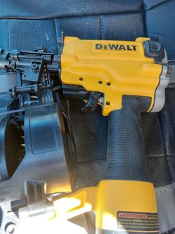dewalt roofing gun brand new 