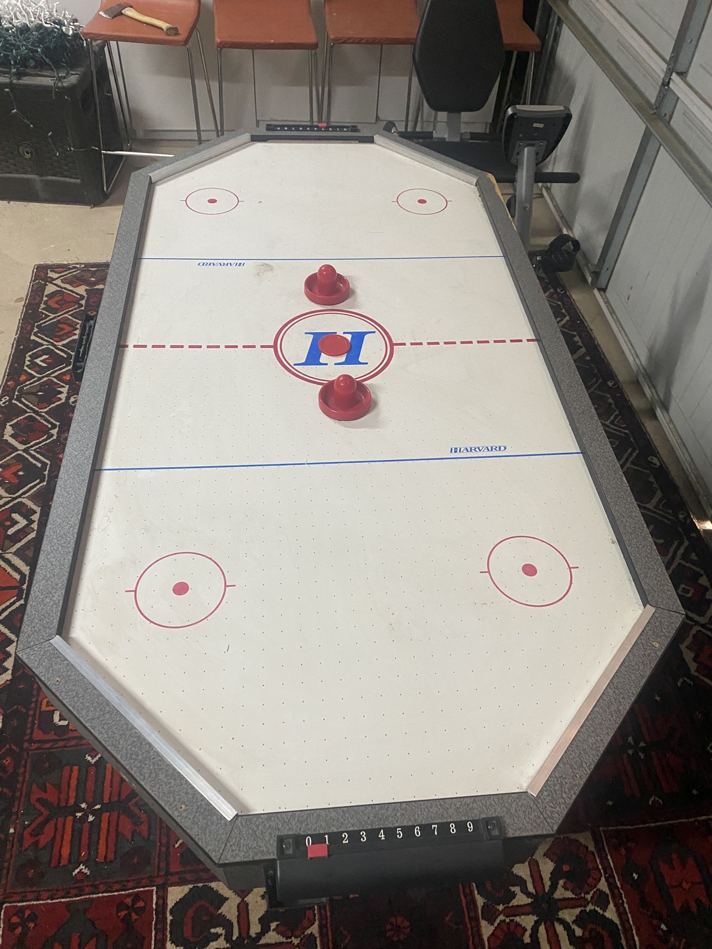 Air Hockey Table