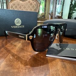 Mens Versace sunglasses 