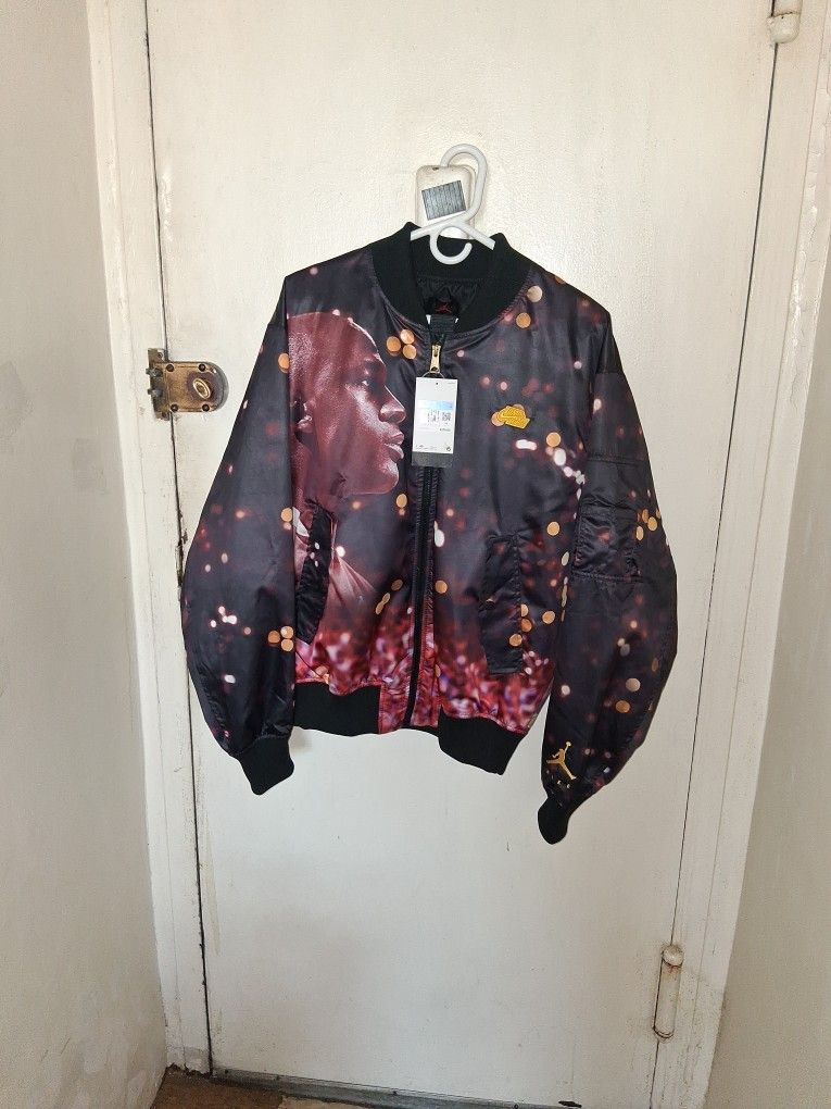 "Michael Jordan" Bomber Jacket Size M Brand New 