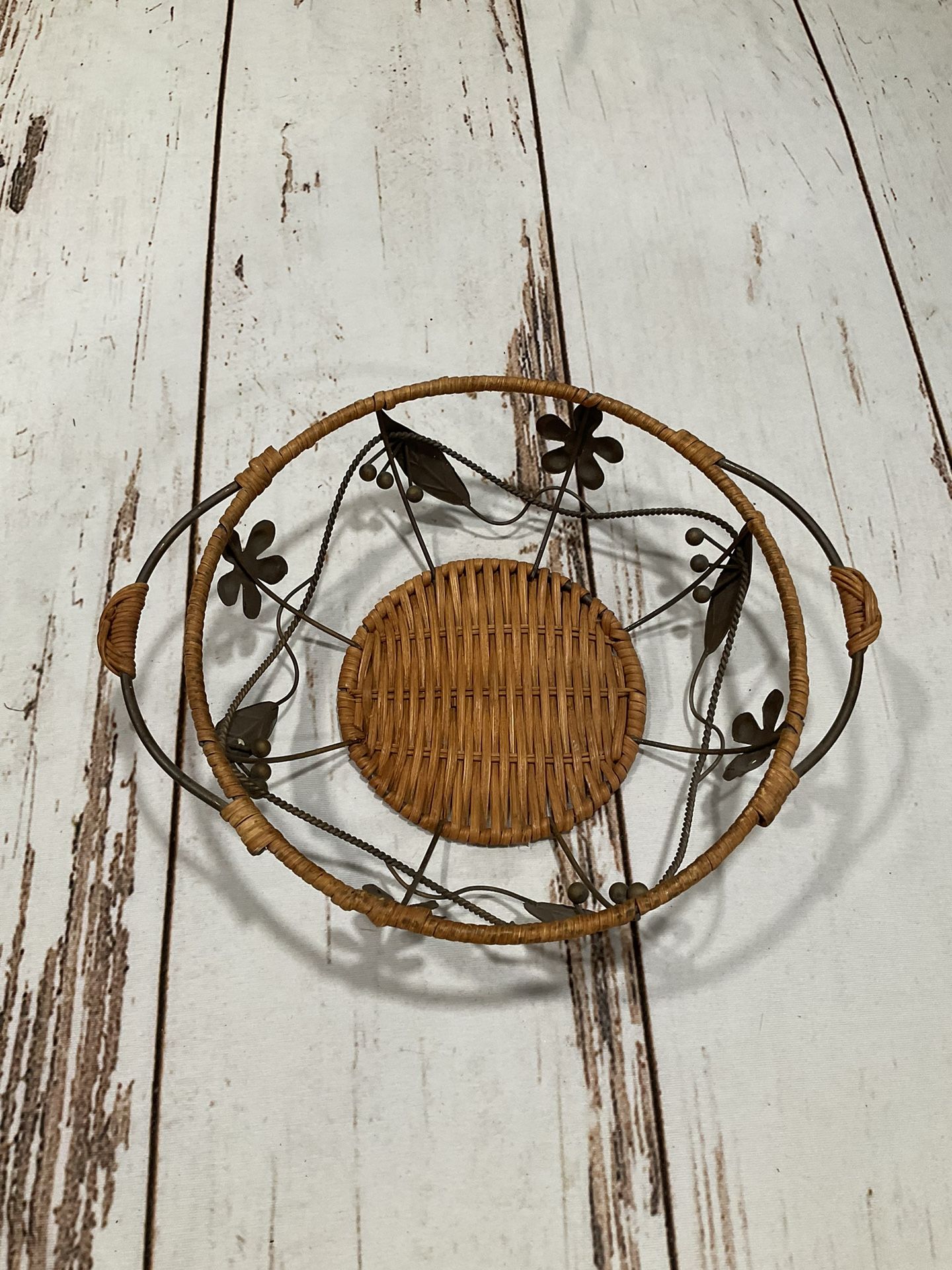 VINTAGE WICKER AND METAL BASKET WITH HANDLES
