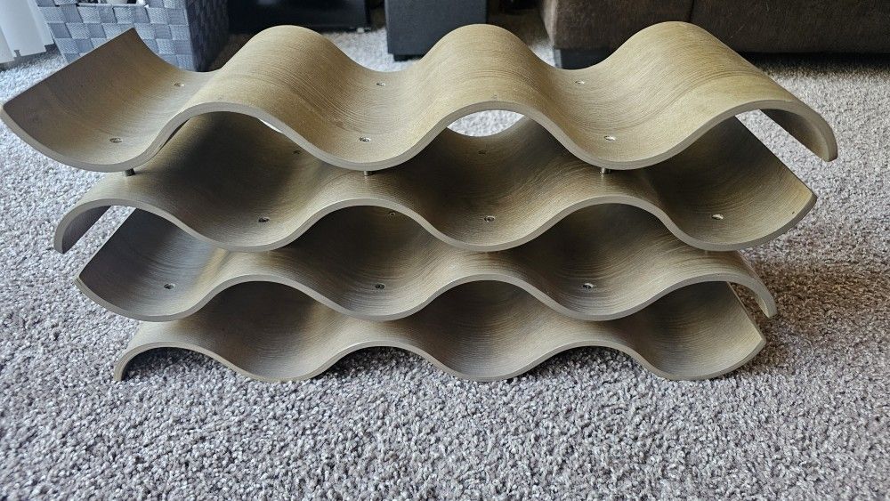 Modern Wave-Style Wood Wine Rack – Holds 12 Bottles