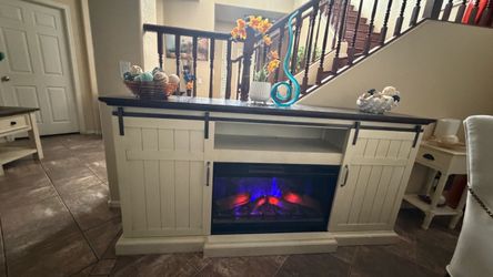 Beautiful white farmhouse fireplace/tv stand in excellent condition 78" inches long