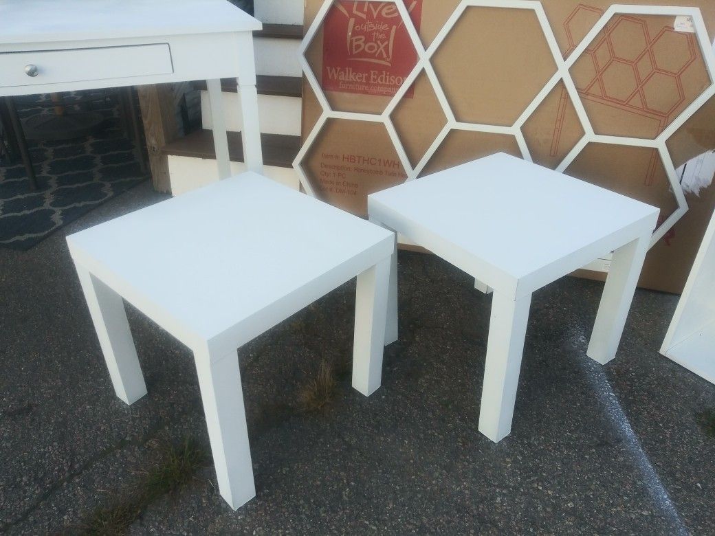 2 Side Tables, white