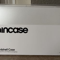 Incase Hard Shell 13”