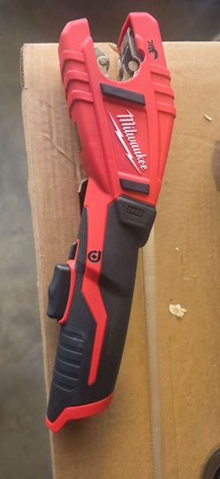 Milwaukee copper cutter $120 Must pick up