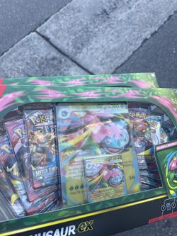 Mega Venusaur Premium Collection Box