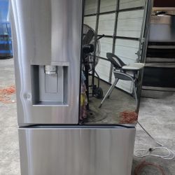 New Lg Instaview  Max Counter-Depth Refrigerator 