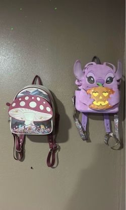 Lounge fly bags
