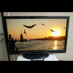Dynex 46 inch TV $20