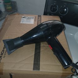 HAIR DRYER