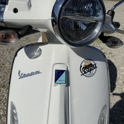 New 2024 Vespa Primavera 