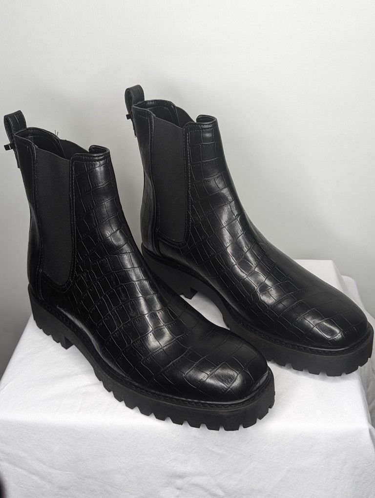 Reaction Black Boots Size 10 Women