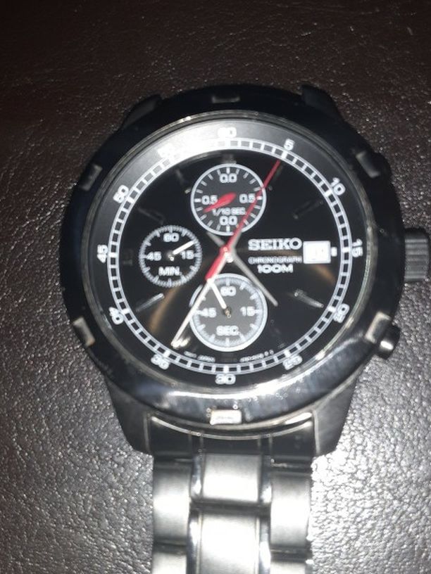 Mens SEIKO 100M CHRONOGRAPH WATCH IN PERFECT CONDITION