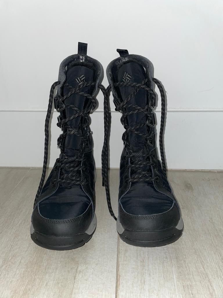 Columbia Womens Snow Boots Size 7.5