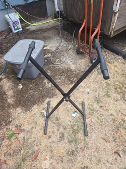 Serving table holder?