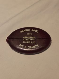 vintage 1971 Orange Bowl rubber squeeze coin purse