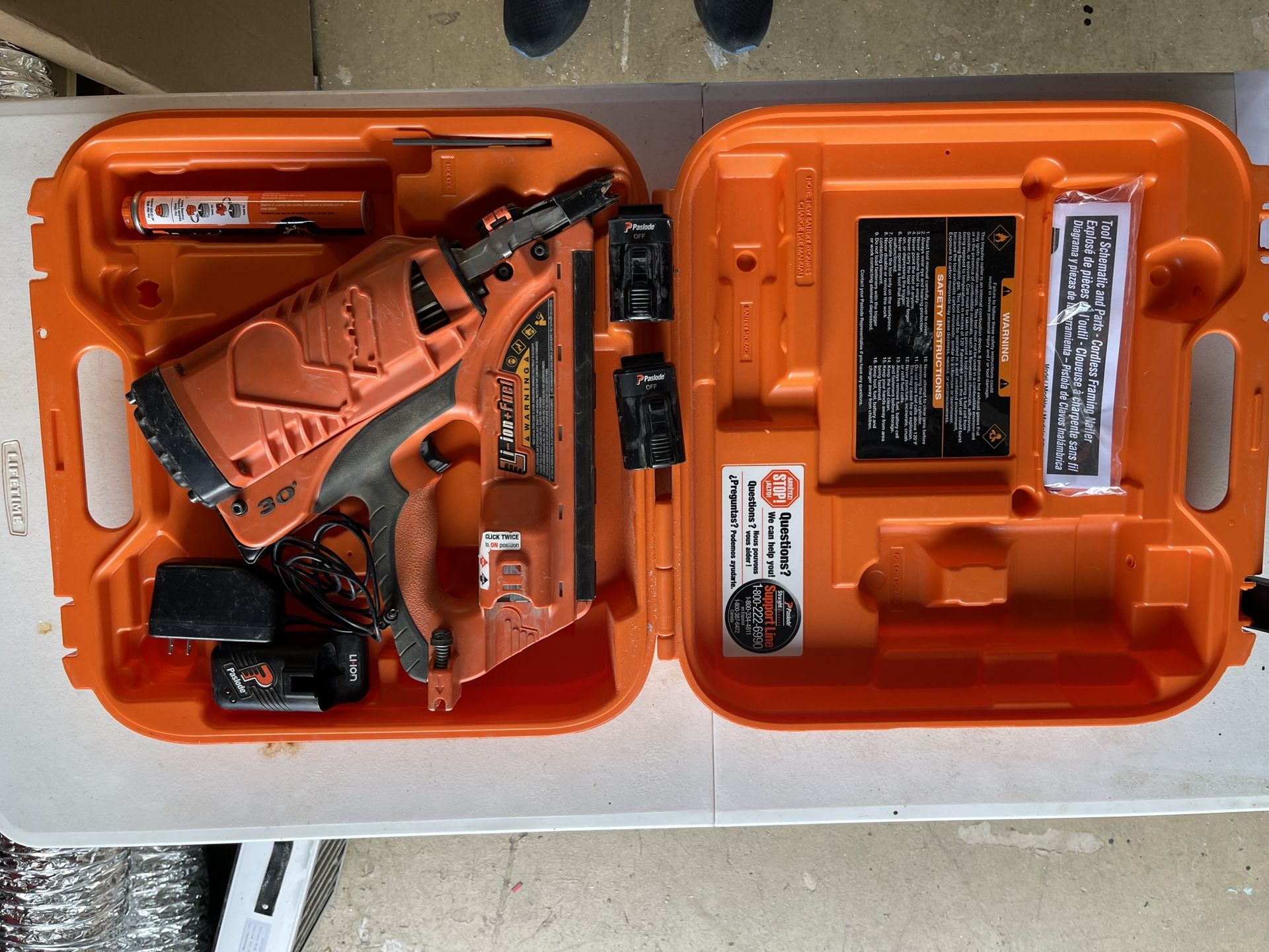 Paslode Framing Nailer Li-Ion W/ Extra Battery