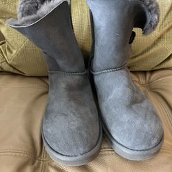 Gray Baley Bow II Boot UGG