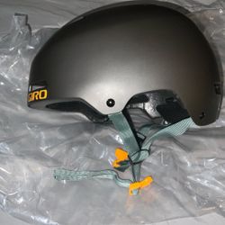 Giro Quarter Helmet Size Large Matt Black 