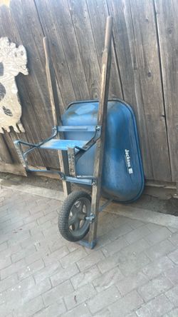 Wheelbarrow/carretilla