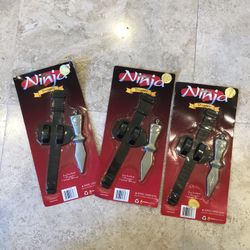 3 Plastic Play Ninja Daggers For Costume Or Party Favors