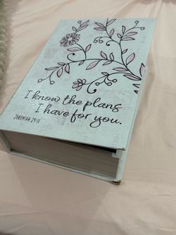 Faith Jewerly/Storage Box. Has imperfections no longer want.