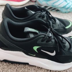 Nike 7.5