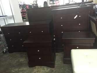 Queen bedroom set, real wood $1999