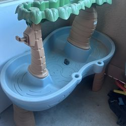 Kids Water Table 