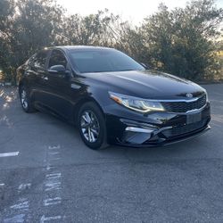 2019 KIA Optima