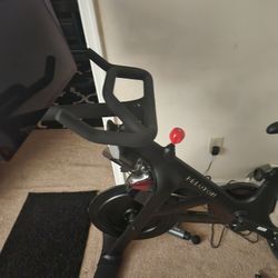 Peloton Bike