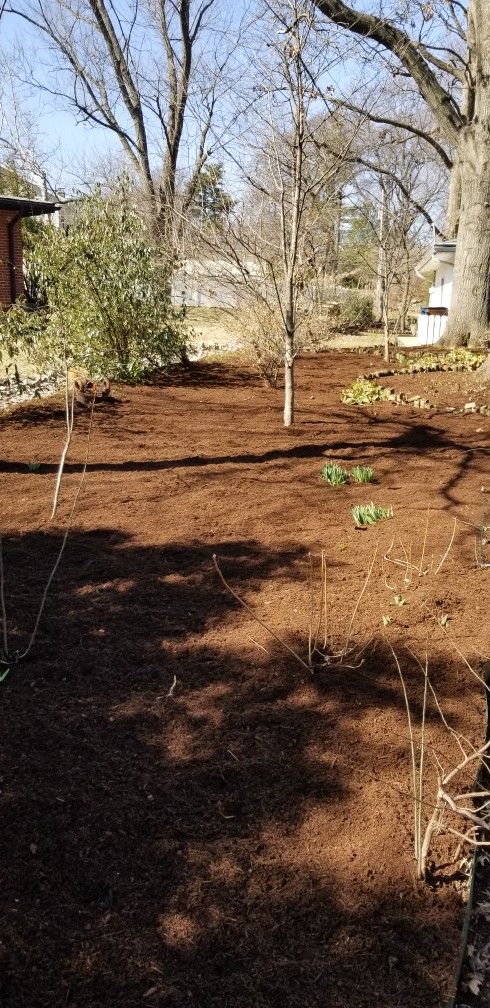 Premium Dark Mulch!