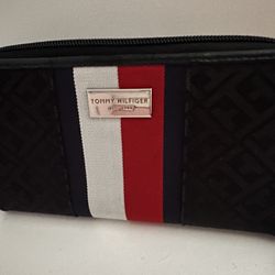 Tommy Hilfiger Wallet 