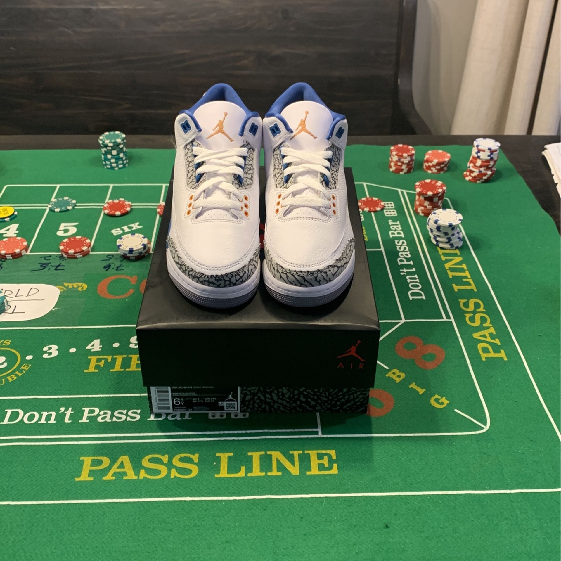 Jordan 3 Retro Wizards Size 6.5Y / 8 Women’s